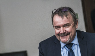 Ťok: Získá-li vláda důvěru, na řadu přijdou změny v dozorčích radách