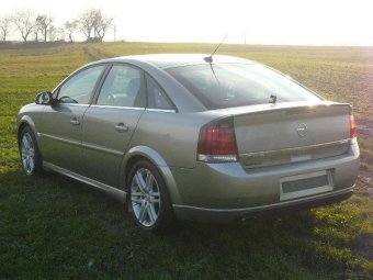 Opel Vectra: titulní fotka