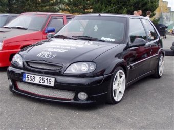 Citroën Saxo: titulní fotka