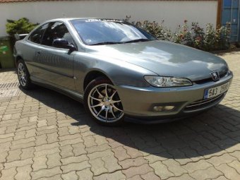 Peugeot 406 Coupe: titulní fotka