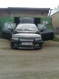 Opel Astra: titulní fotka