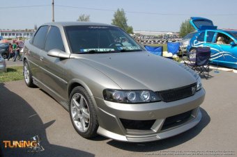 Opel Vectra: titulní fotka