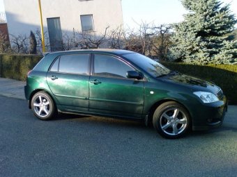 Toyota Corolla: titulní fotka
