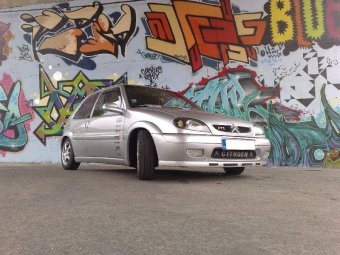 Citroën Saxo: titulní fotka
