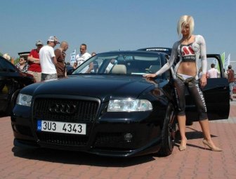 Audi A4: titulní fotka