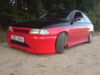 Opel Astra: titulní fotka