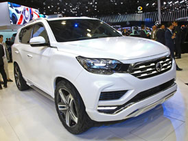 SsangYong LIV-2: Něco jako korejský Mercedes GLE